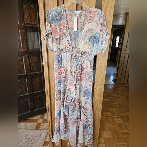 NWT VENUS Sz M Pastel Floral Maxi Coverup, Sequin Detailing - Picture 1 of 3